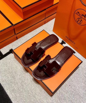 에르메스 올수공 오란 슬리퍼 샌들 페이던트 35